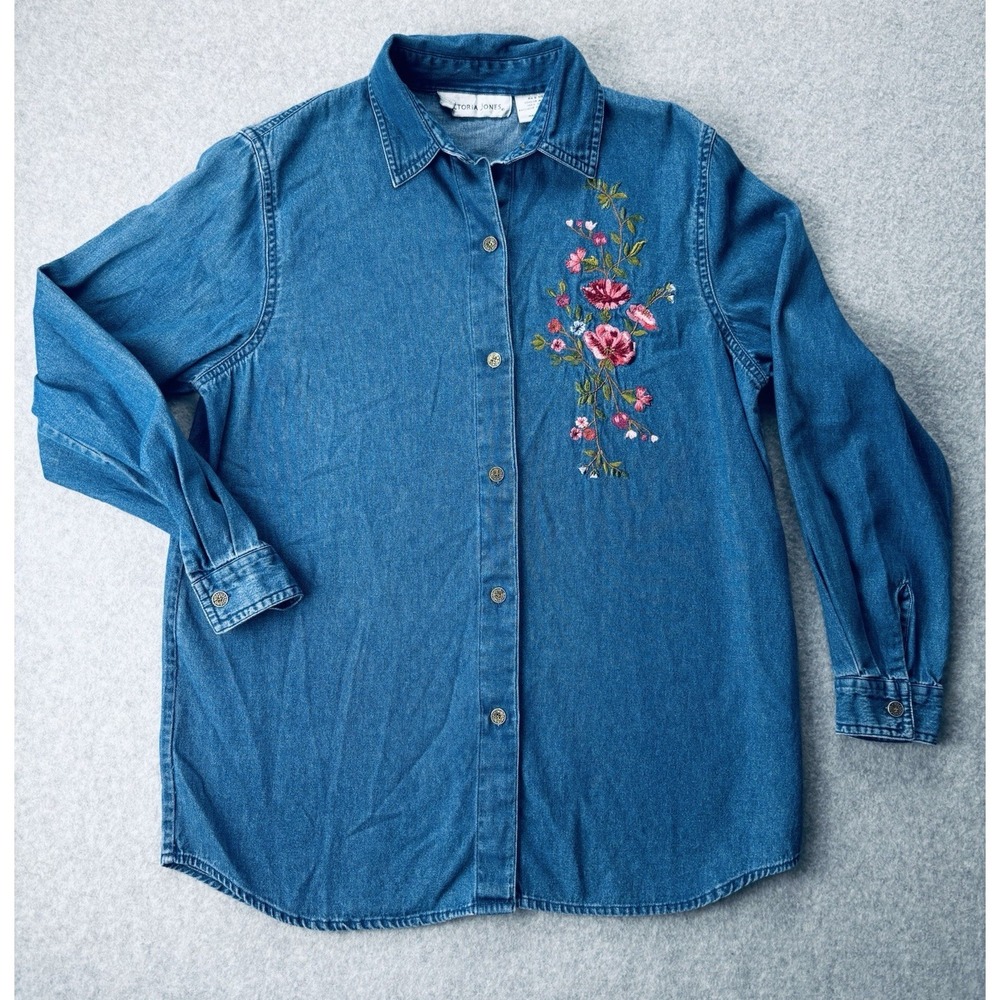 Vintage Victoria Jones Women's Embroidered  Denim Top Shirt Floral Flowers Small